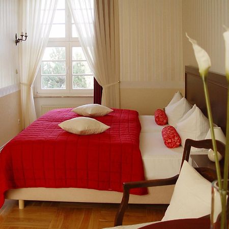Hotel Altes Hafenhaus Rostock Ruang foto