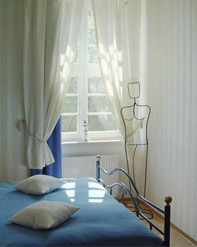 Hotel Altes Hafenhaus Rostock Bagian luar foto
